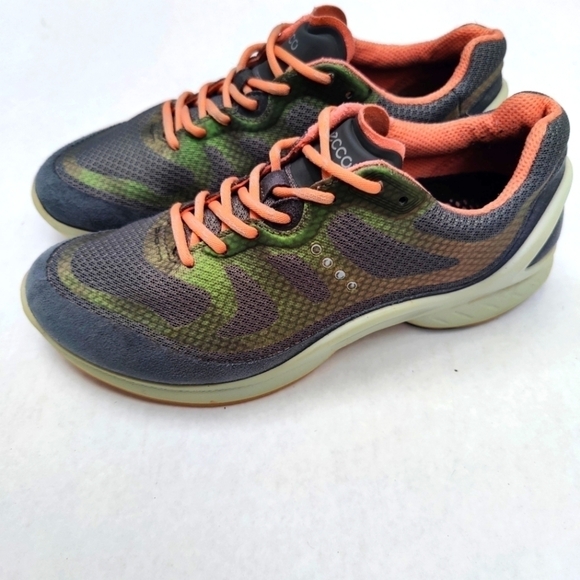 Ecco Biom Fjuel Racer Grey Green Lace-Up Reflective Sneakers Women Shoes Size 5 - Picture 1 of 9